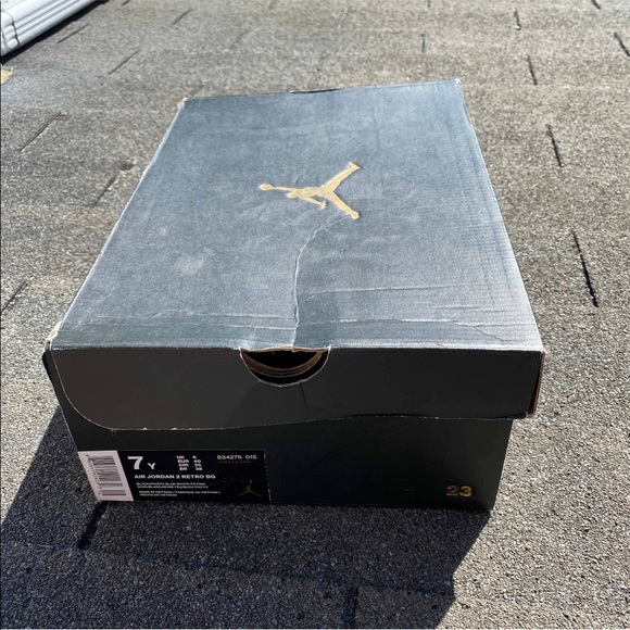 Jordan Retro 2 Radio Raheem - Picture 3 of 3